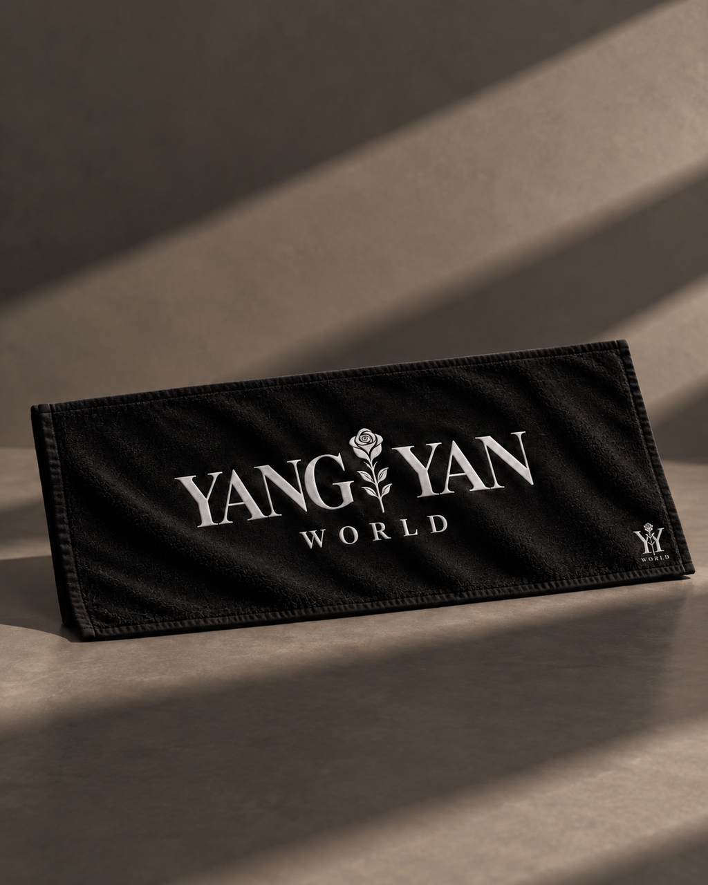 WORLD 001 Encore Towel
